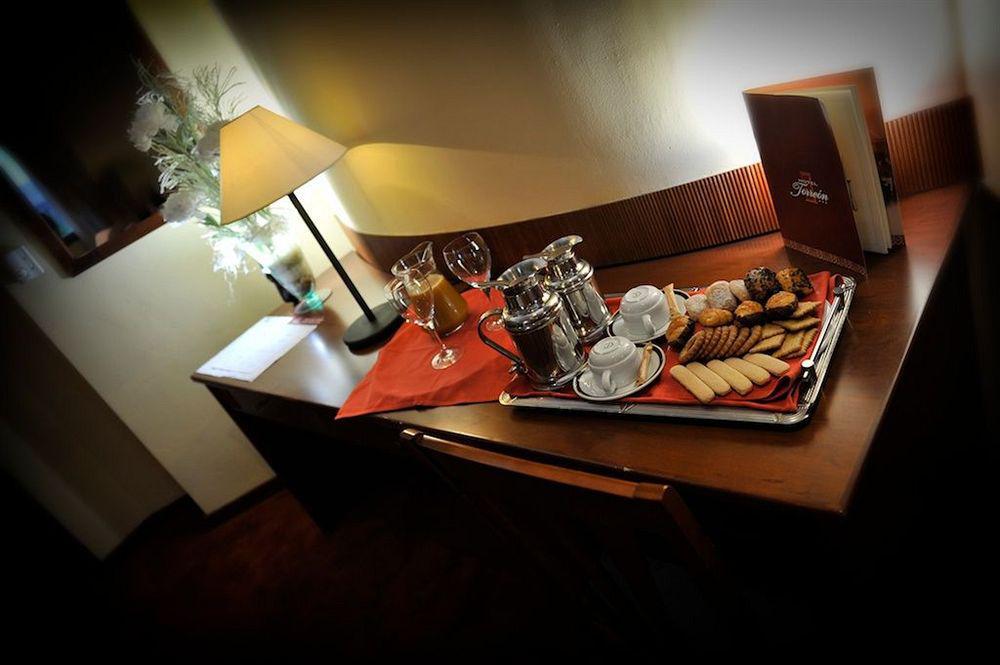 Reyes Ziries Hotel Albolote