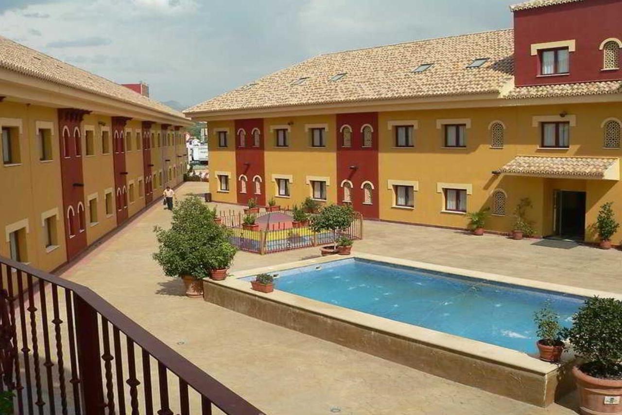 Reyes Ziries Hotel
