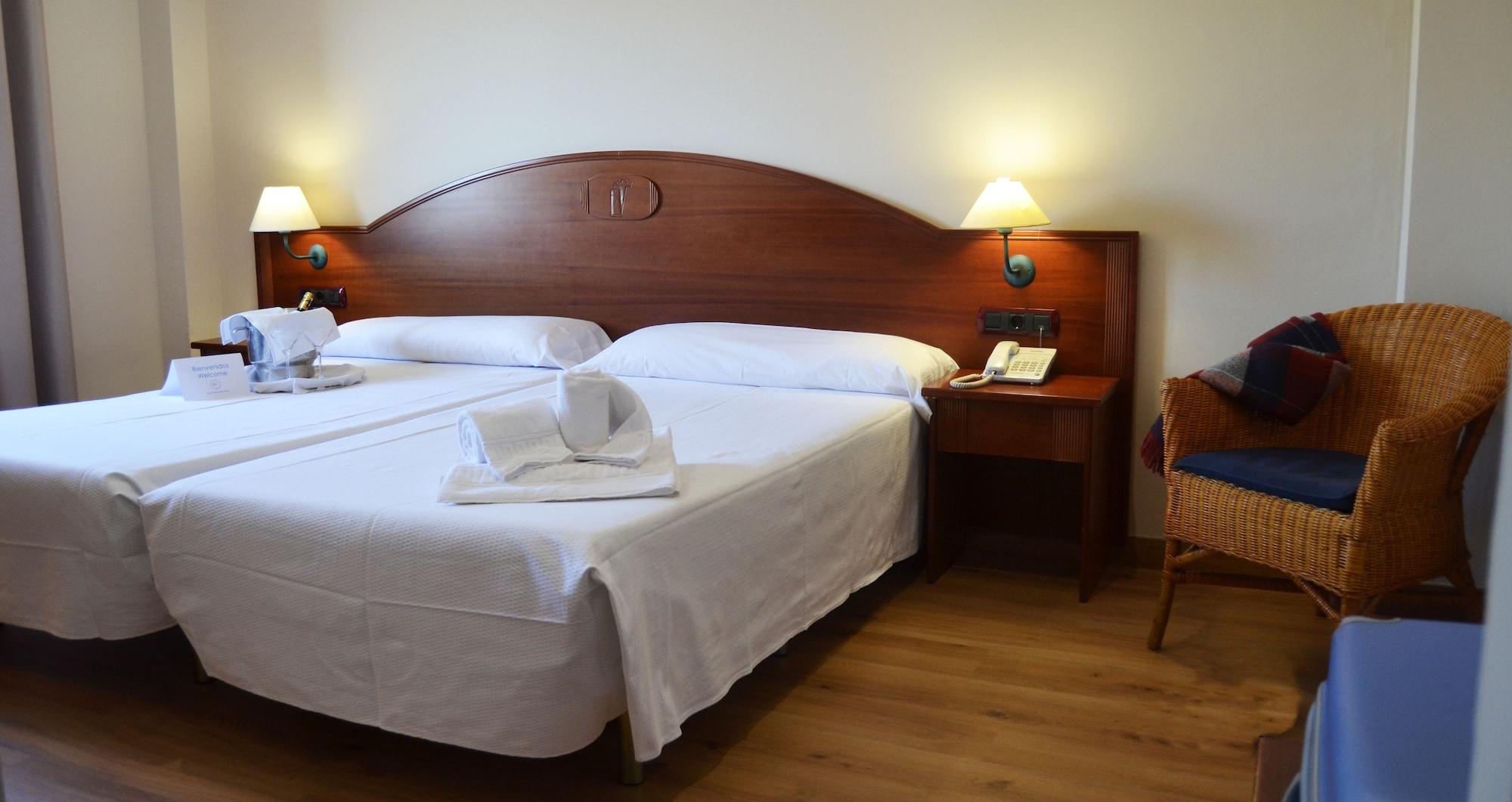 Reyes Ziries Hotel 3*