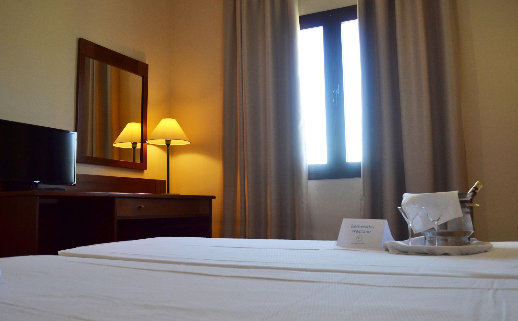 Reyes Ziries Hotel 3*