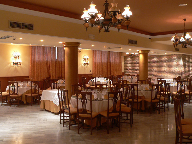 Reyes Ziries Hotel Albolote