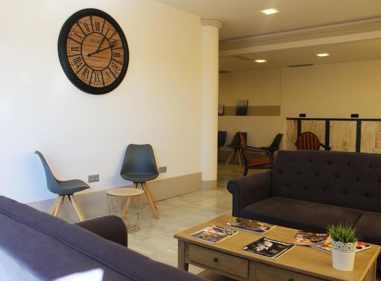 Reyes Ziries Hotel