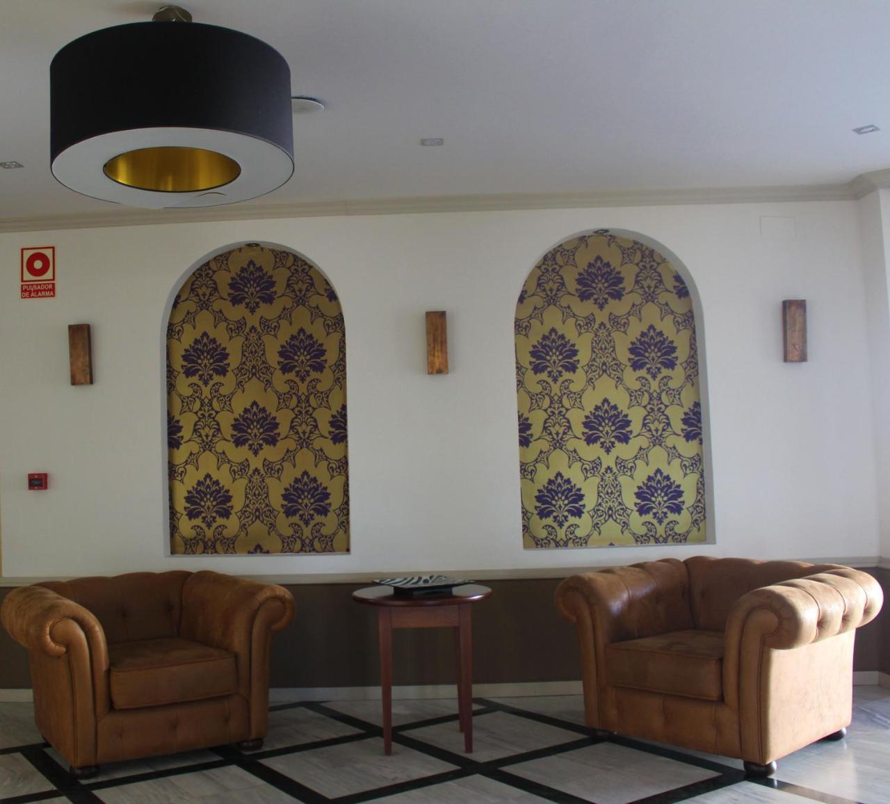 Reyes Ziries Hotel